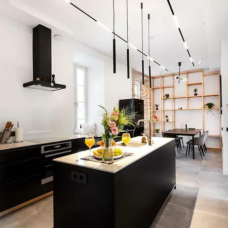 Eos Old Town By Houseys Apartment *