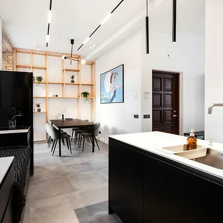Apartment Eos Old Town By Houseys *